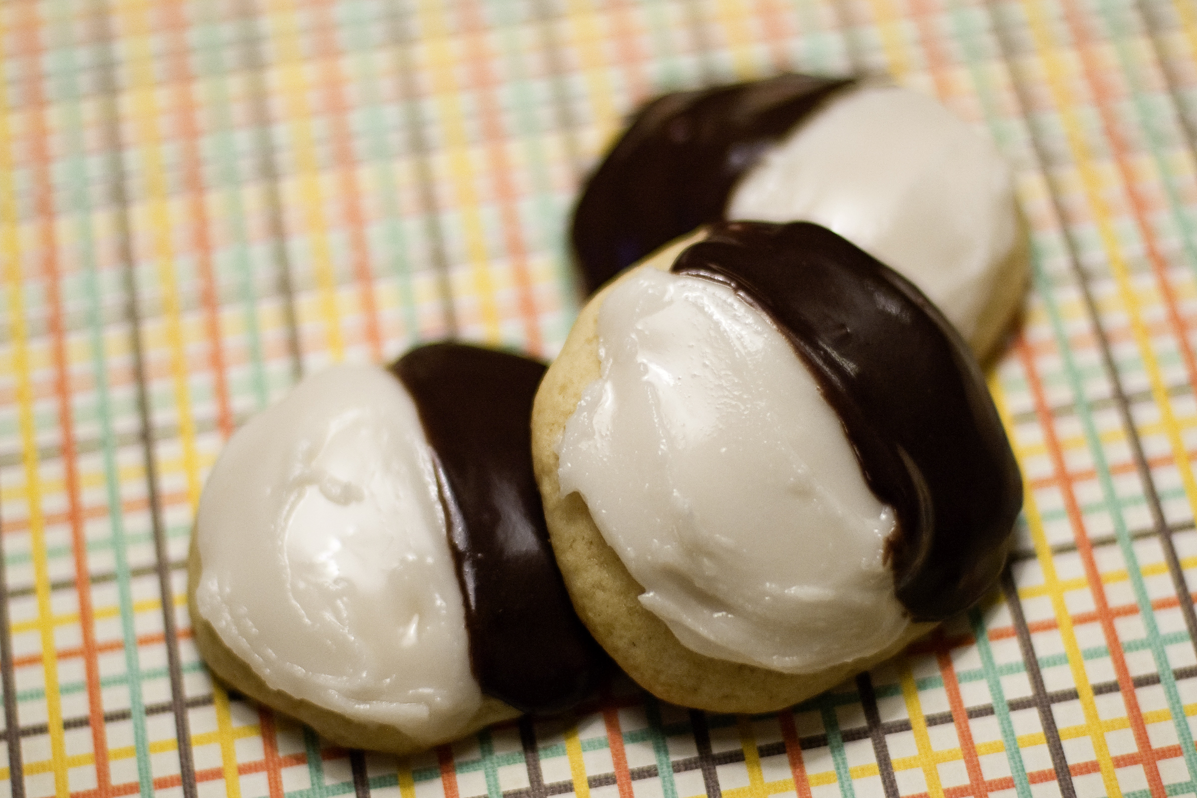 Mini Black & White Cookies