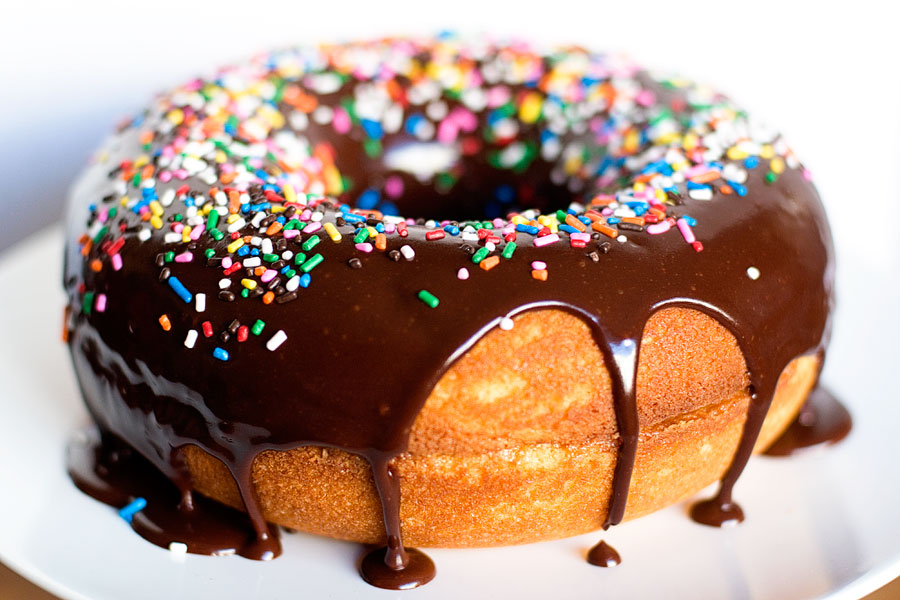 Giant Donut Cake Pan - Baking Bites